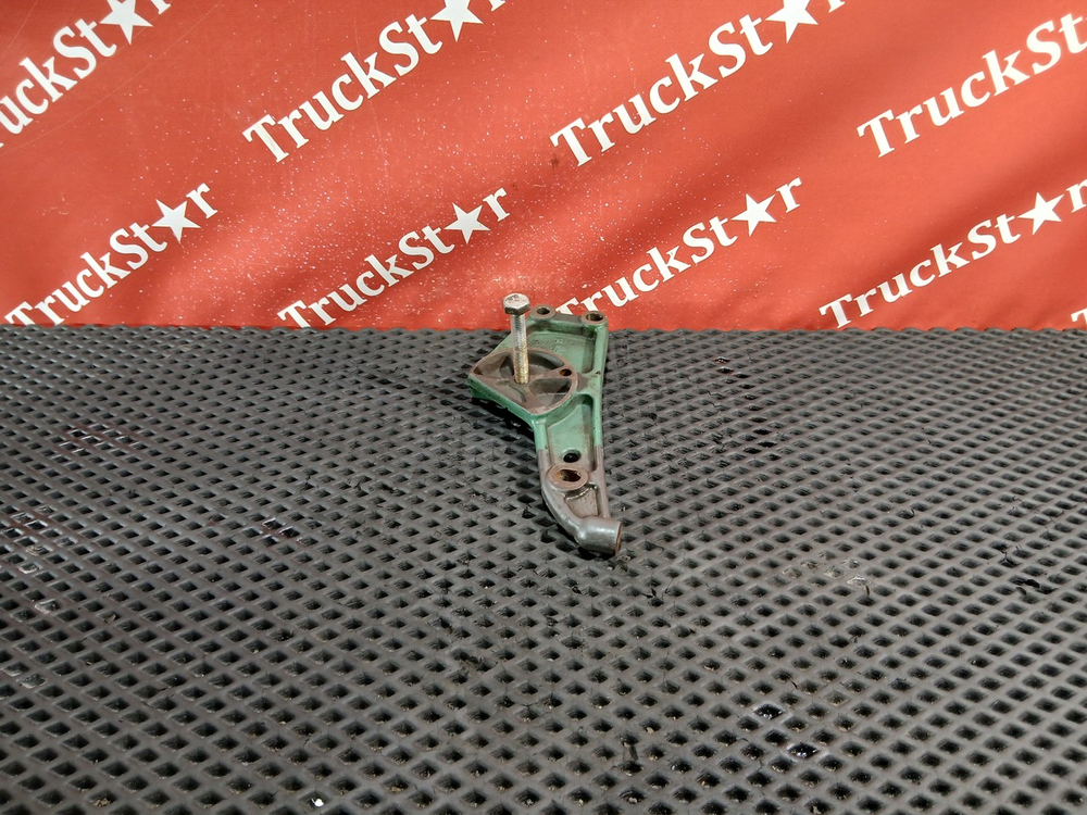 Кронштейн ролика натяжителя