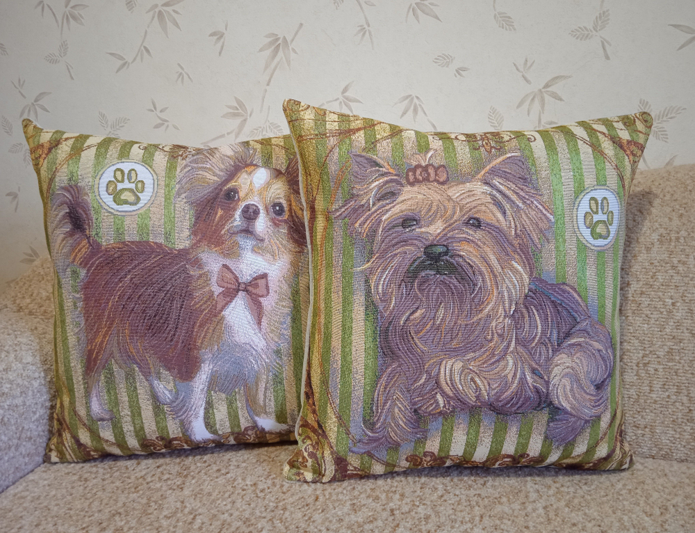 Декоративный гобеленовый чехол Йоркширский терьер 47х47