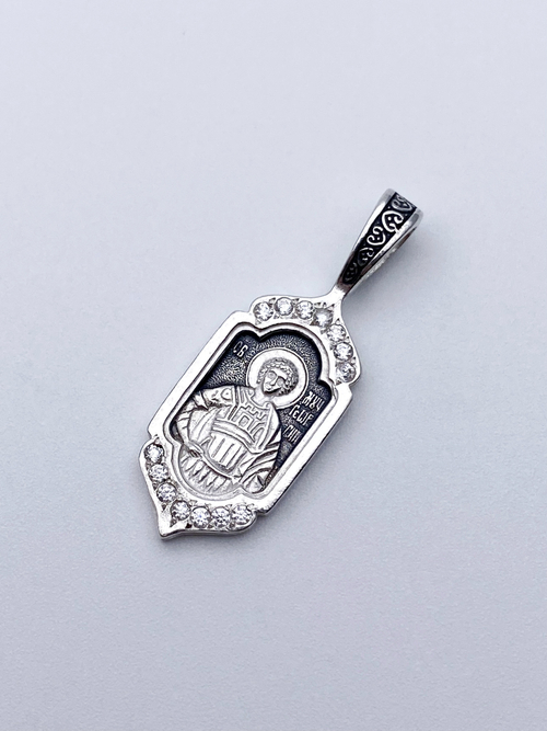 Образок из серебра/Чернение/Со вставкой из фианитов/Георгий Победоносец