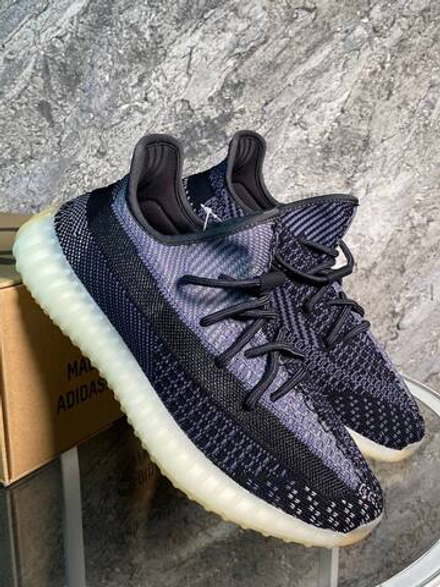 Кроссовки Adidas