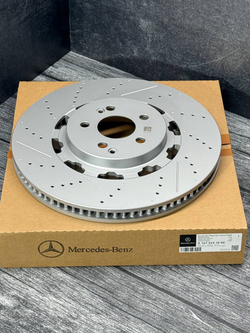 Тормозной диск задний Mercedes-Benz A1674231000
