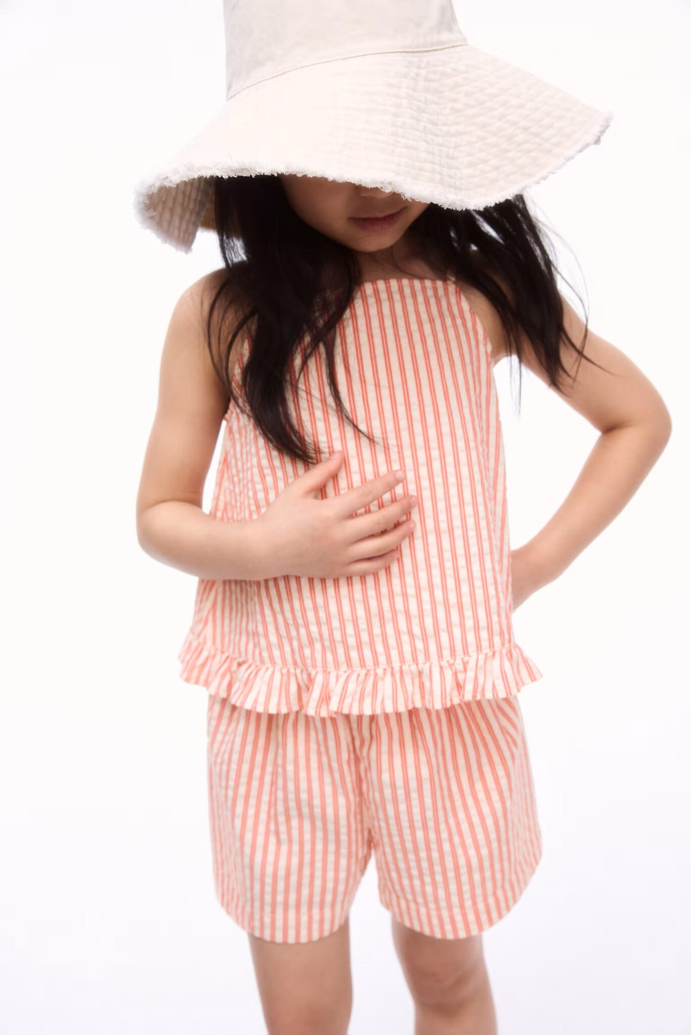 H&M Комплект из топа и шорт, кремовый/красный