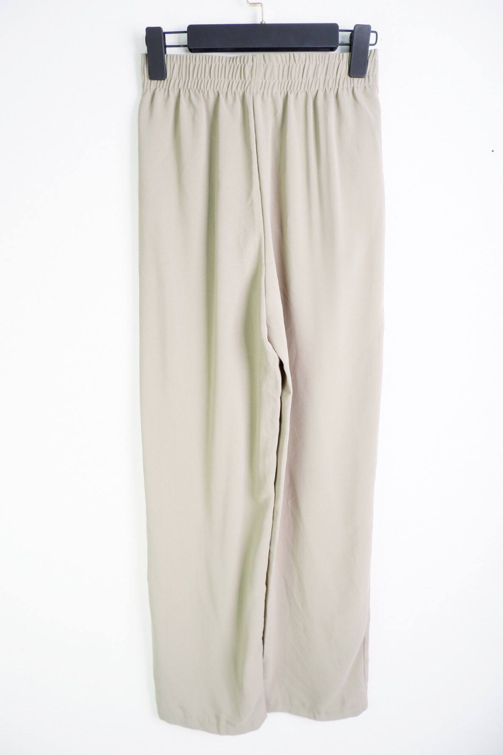 Брюки Zarina прямые, визуально на 42 размер