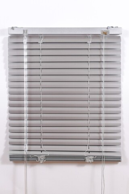 Жалюзи алюминиевые, цвет серебро