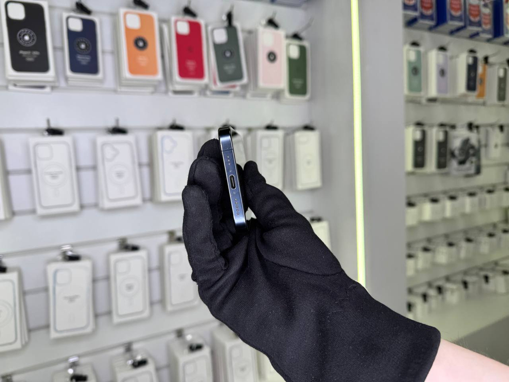 iPhone 15 Pro, 256 ГБ б/у