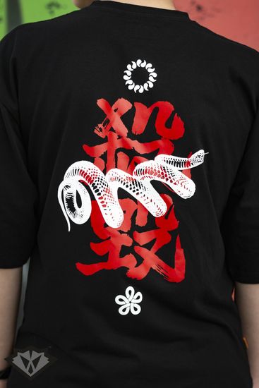 Футболка КУЛЬТУРА oversize "Tokyo snake" (черный)