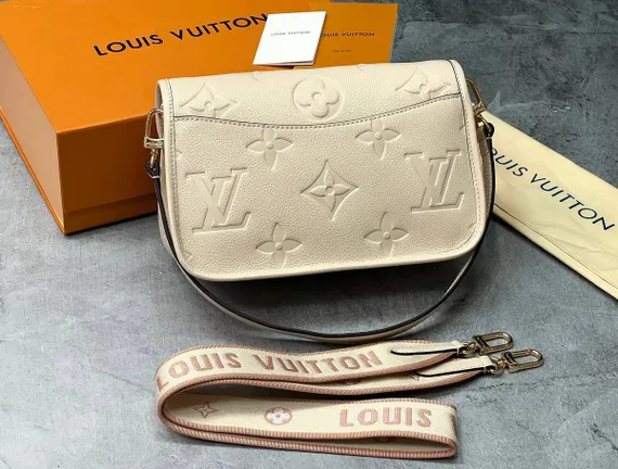 Сэтчел Louis Vuitton Diane кремовый