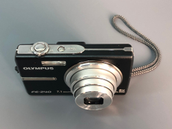Olympus FE-240