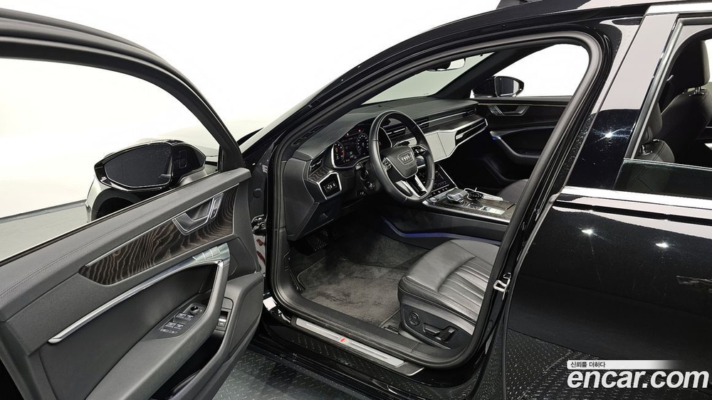 Audi A6 (C8) 45 TFSI Premium (08.2020)