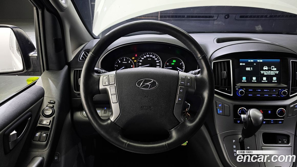 Hyundai The New Grand Starex Van 5인승 (06.2020)