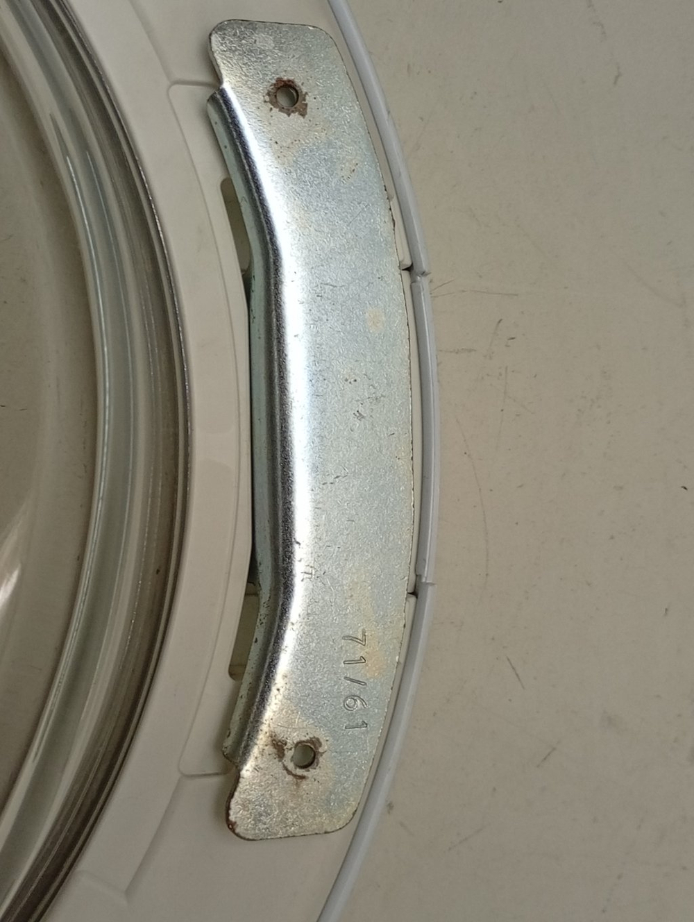 IWSE6125 кт72 Люк в сборе для стиральной машины Indesit IWSE6125 б/у