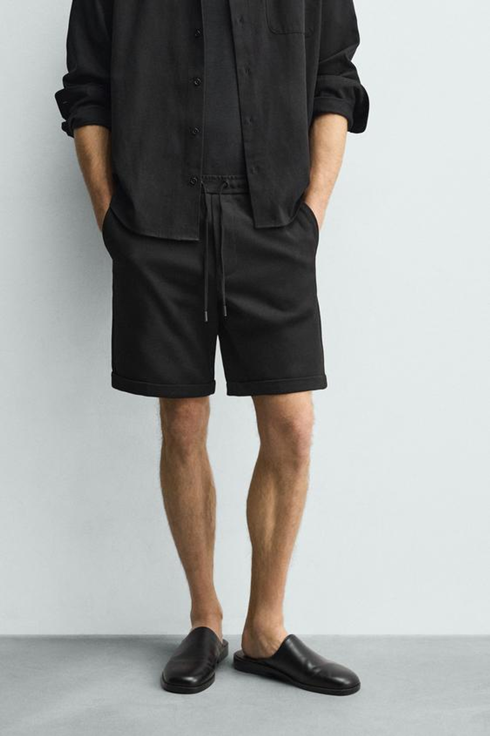 ZARA ШОРТЫ REGULAR FIT COMFORT, ЧЕРНЫЙ