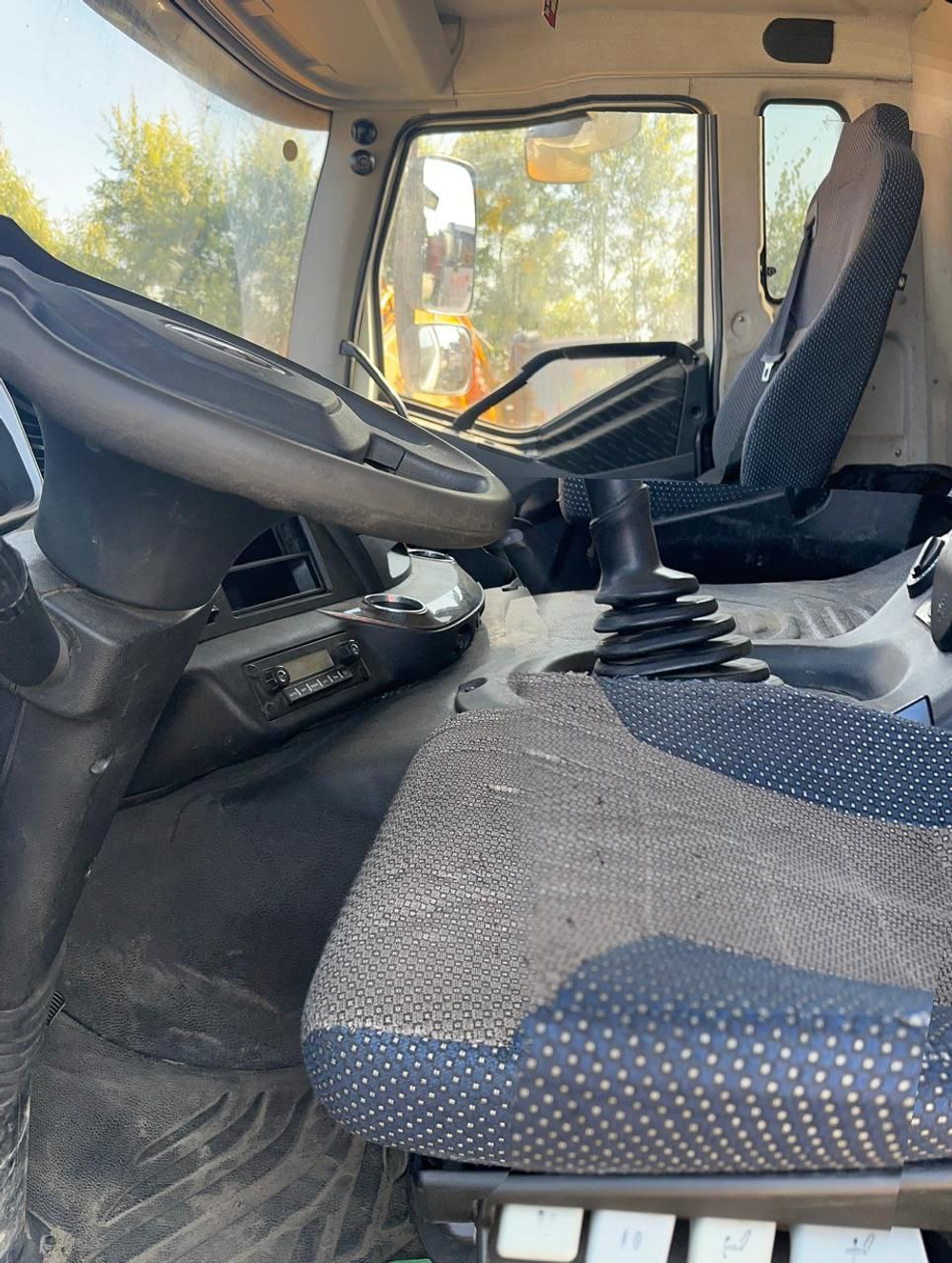 FAW J6 6x6 Самосвал CA3250P66K24L1TE5 (Дизельный, 11,1 л, 420 л.с., МТ)