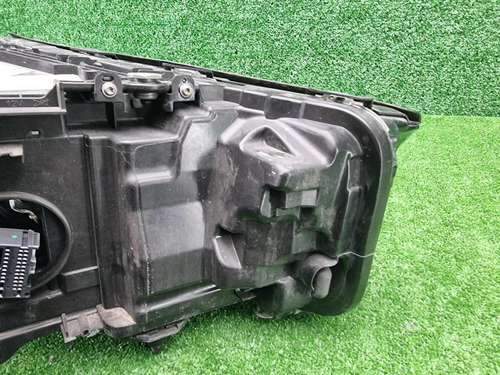 Фара левая BMW M5 F90 (2020-2024) Laser