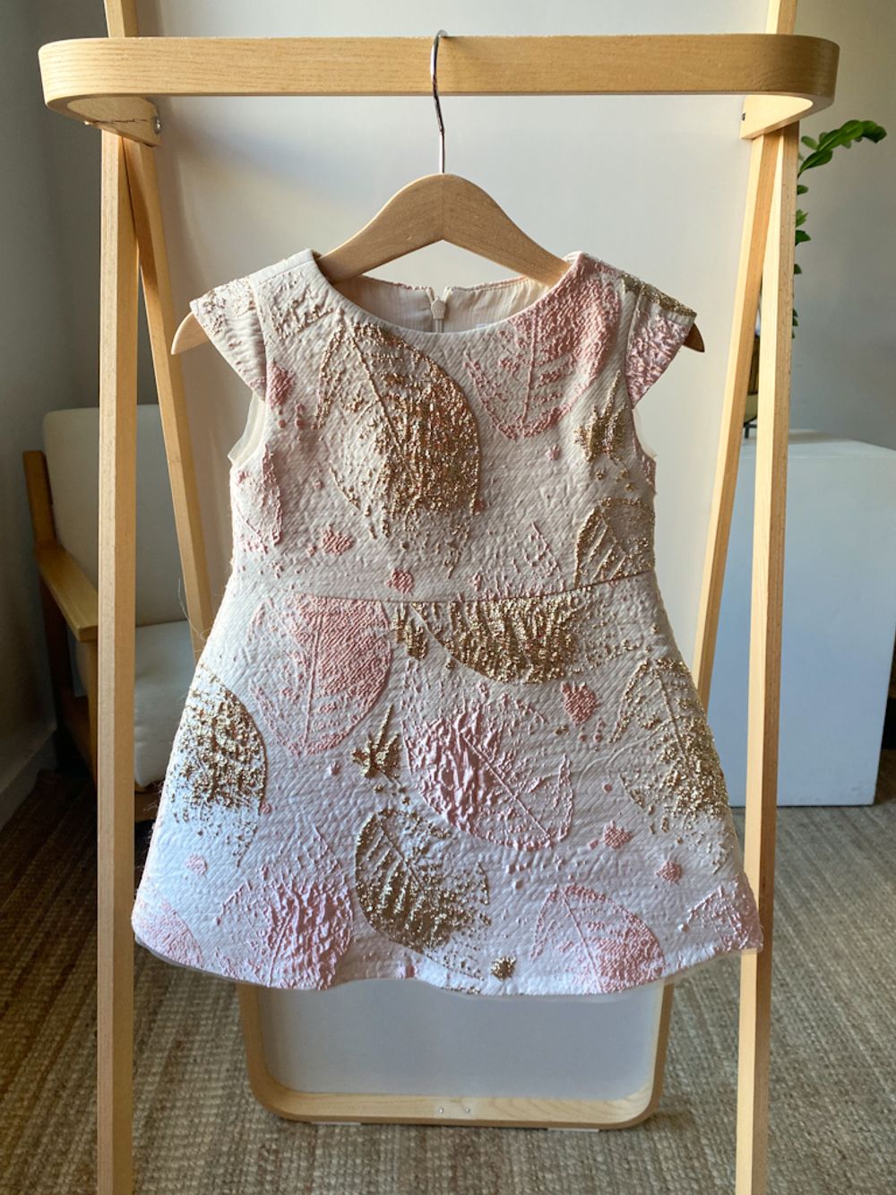 Платье Silver Spoon, 98