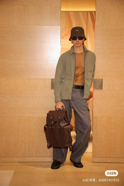Ветровка Louis Vuitton