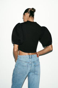 ZARA ТРИКОТАЖНЫЙ ТОП С ОБЪЕМНЫМИ РУКАВАМИ, ЧЕРНЫЙ