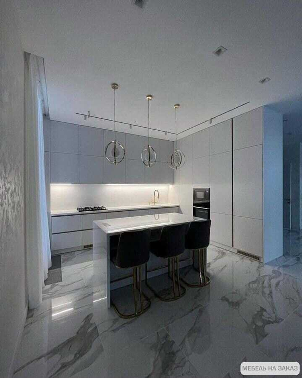 Кухня с островом