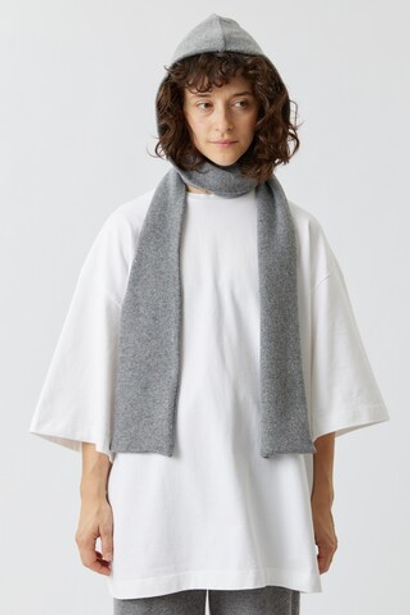 Капюшон с шарфом светло-серый