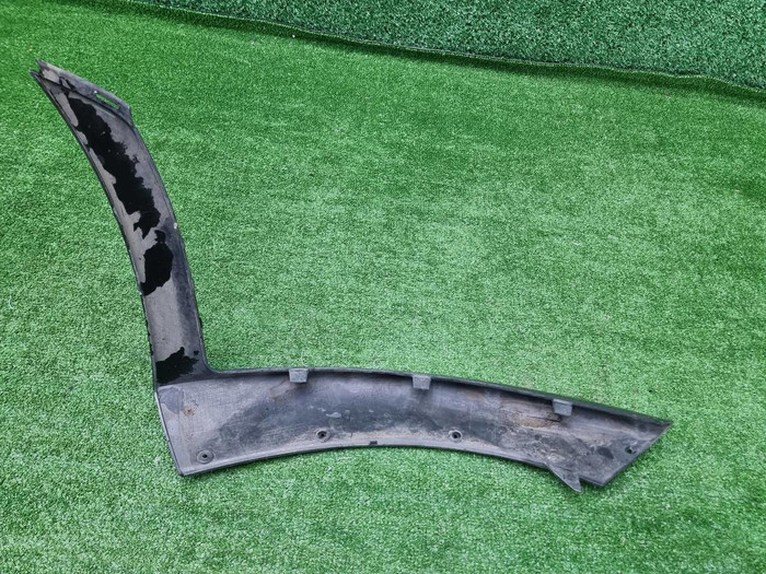 Накладка переднего бампера Mercedes CLA C118 19-23