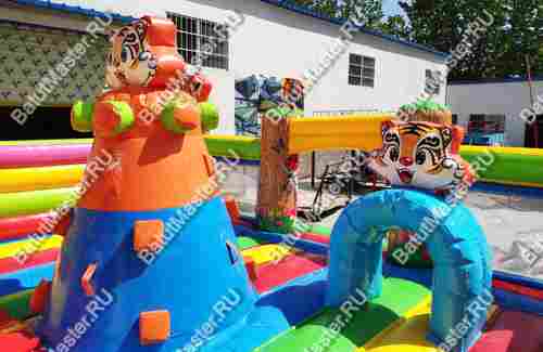 Коммерческий батут "Тигриная страна 2" 9,5*6*5,8 м