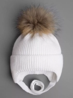 Шапка детская зимняя на завязках с помпоном