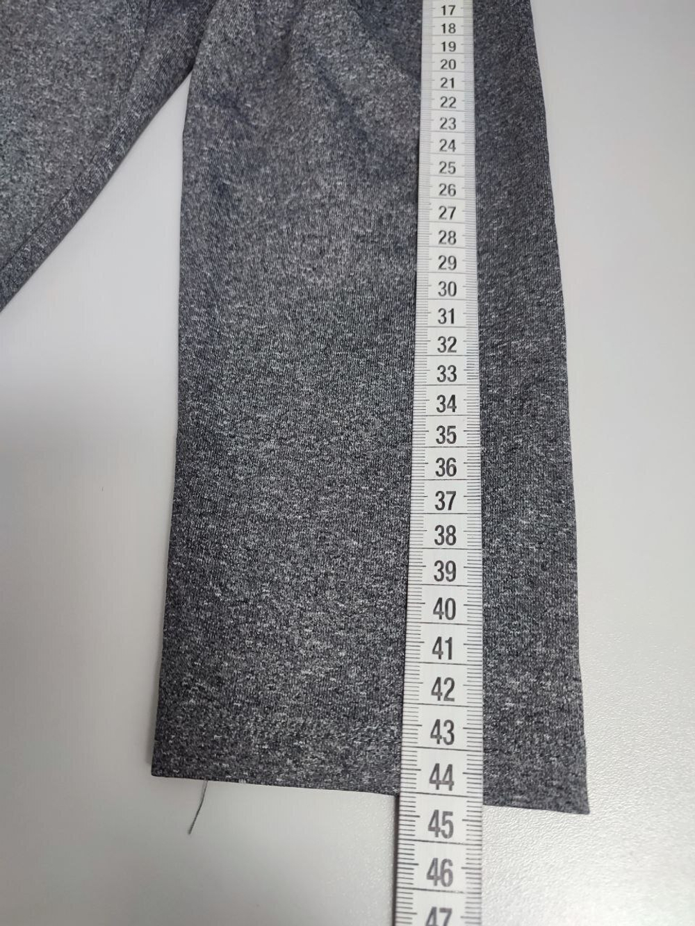 Джемпер Zara базовый 46 размер