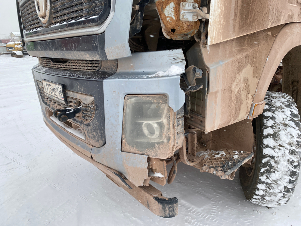 Shacman (Shaanxi) SX* 6x6 Седельный тягач SX42584DV385 (Дизельный, 11,6 л, 430 л.с., МТ)