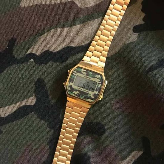 Электронные наручные часы Casio A168WEGC-3E