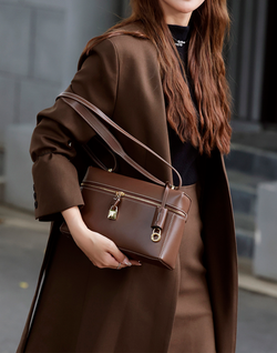 Сумка на плечо XOXO LEGENDS КАЛИПСА | Шоколадный