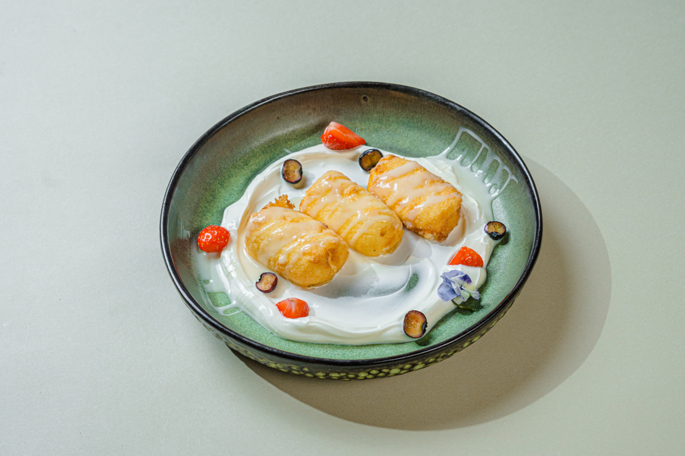 Сырники с ягодами