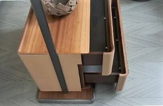 Комод с вешалкой 4591, 190-100 см, экокожа, шпон ореха