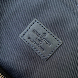 Louis Vuitton Takeoff Pouch