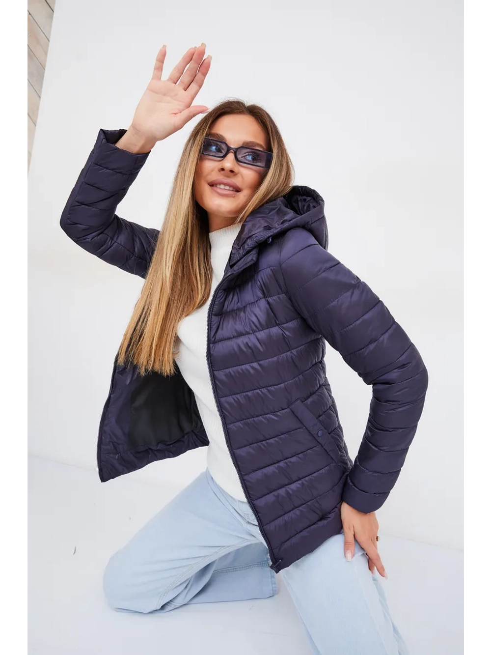 Куртка стеганая с капюшоном легкая