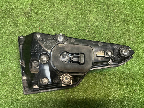 Фонарь правый внутренний Audi A4 B9 (2015-2020)