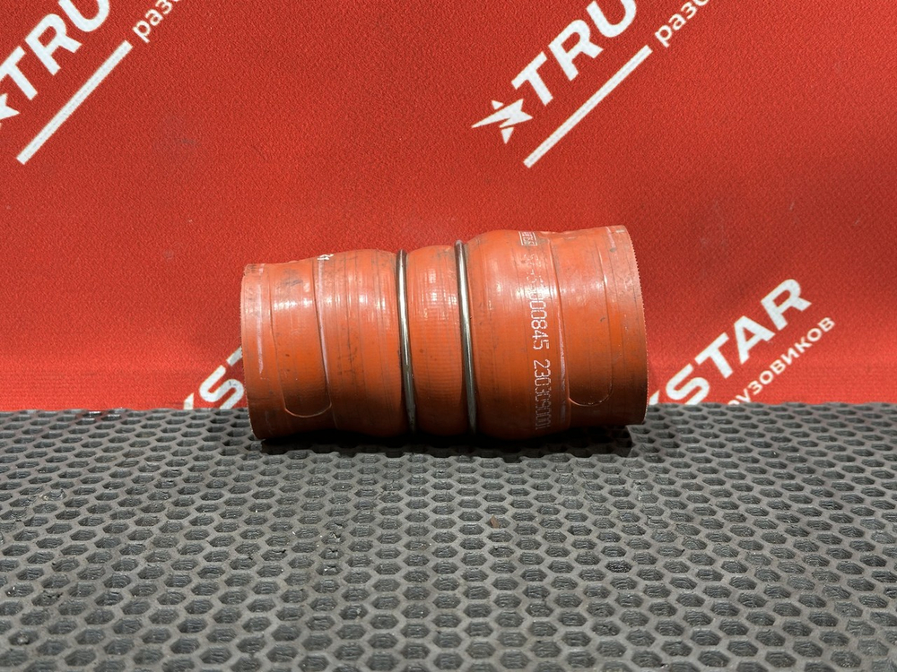 Патрубок радиатора