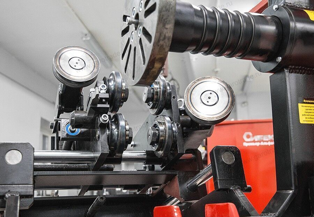 Станок универсальный с токарной группой для правки дисков Премьер-Альфа-Т