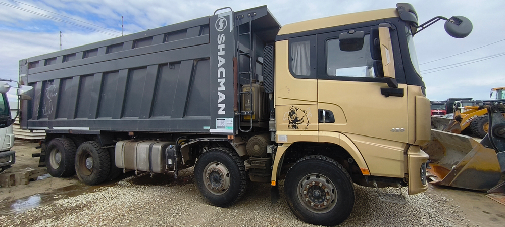 Shacman (Shaanxi) SX* 8x4 Самосвал SX33186V366 (Дизельный, 11,6 л, 423 л.с., МТ)