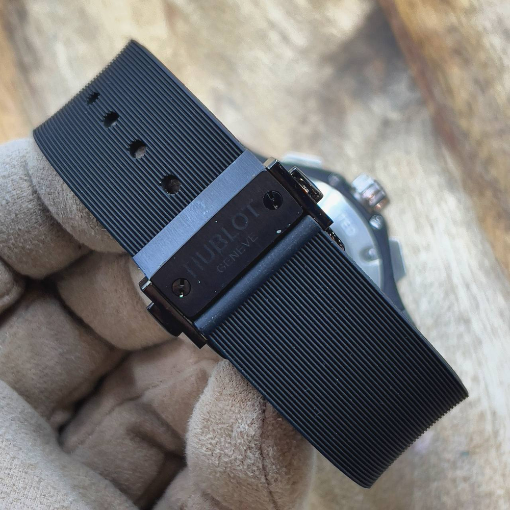 Часы Hublot