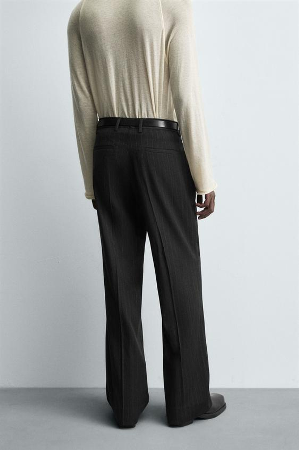 ZARA БРЮКИ В ПОЛОСКУ, ТЕМНО-СЕРЫЙ