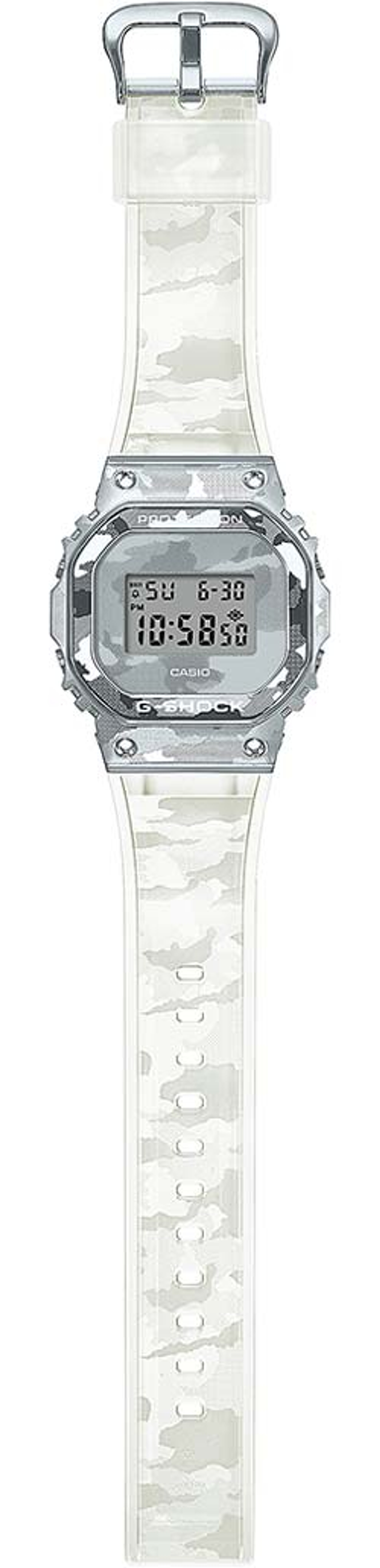 Часы Casio GM-5600SCM-1ER