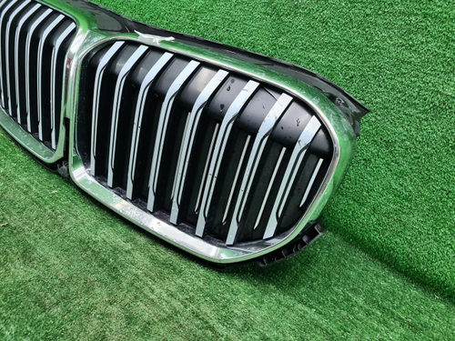 Решетка радиатора BMW 7er G11 G12 (2019-2022)