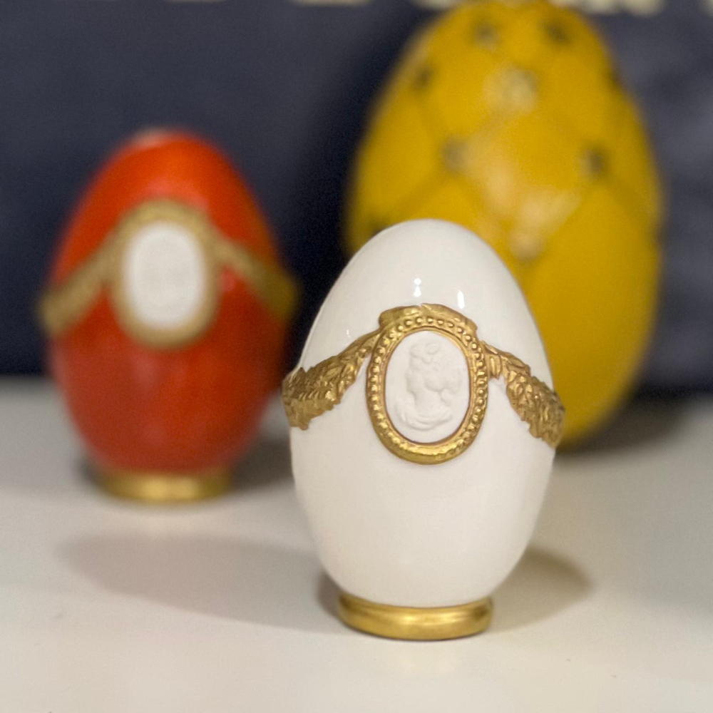 Яйцо Гирлянда белое