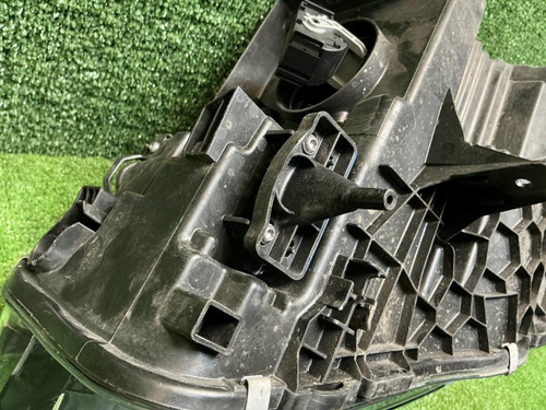 Фара правая BMW X3 G01 (2017-2021) Adaptive LED