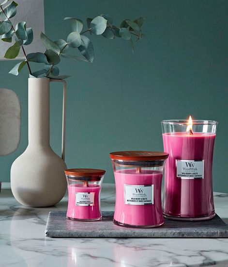 Дикие ягоды и сахарная свекла, ароматическая свеча, WoodWick