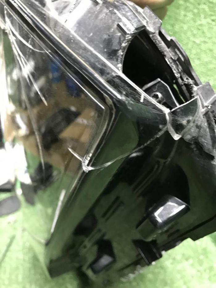 Фара правая Geely Monjaro (2021-н.в.) LED