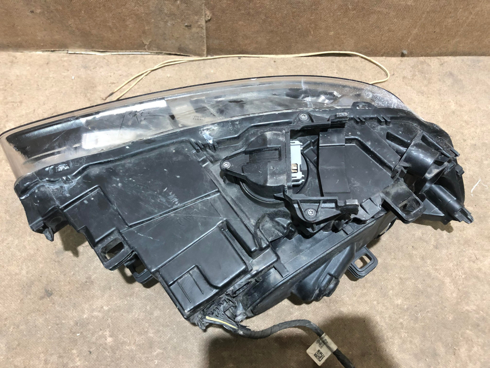 Фара левая адаптив целая Volvo S60 2 13-18 Б/У Оригинал 31420108