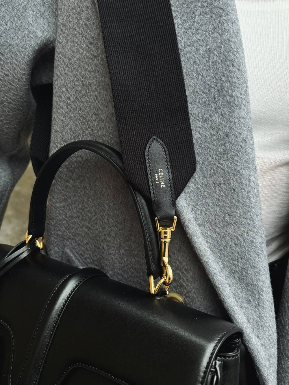 Celine Classique 16