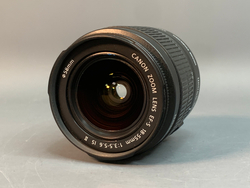 Canon 600D kit 18-55mm 3.5-5.6 IS ll 22.000 кадров