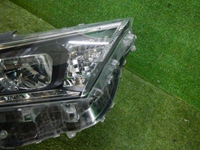 Фара правая Toyota RAV4 5 XA50 (2018-н.в.) LED